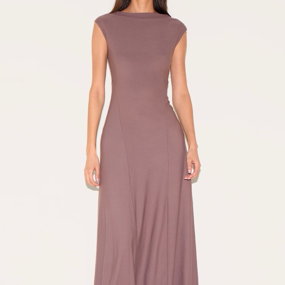 MUSHROOM PANELLED FLOATY MAXI DRESS